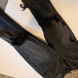 Cute black ripped jeans